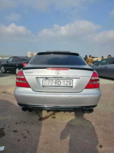 Mercedes E 320 2003, 215,000 km - 3.2 l - Bakı