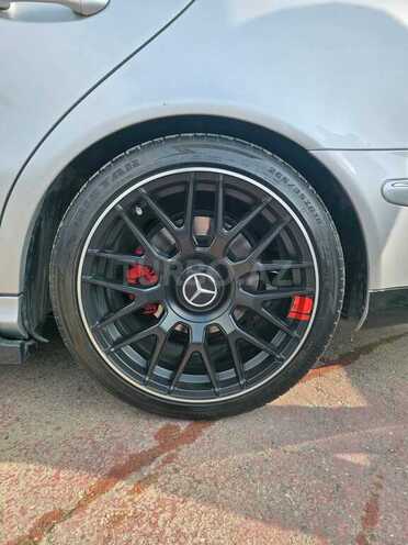 Mercedes E 320 2003, 215,000 km - 3.2 l - Bakı