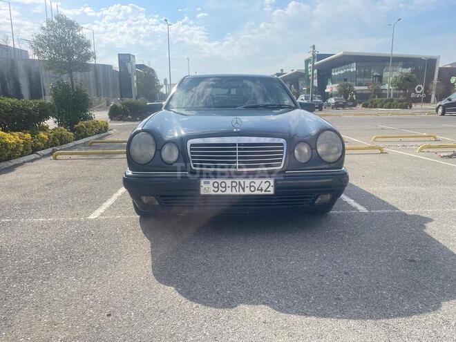 Mercedes E 220 d 1998, 283,000 km - 2.2 л - Bakı