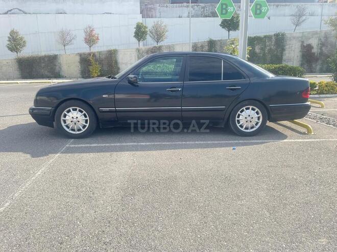Mercedes E 220 d 1998, 283,000 km - 2.2 л - Bakı