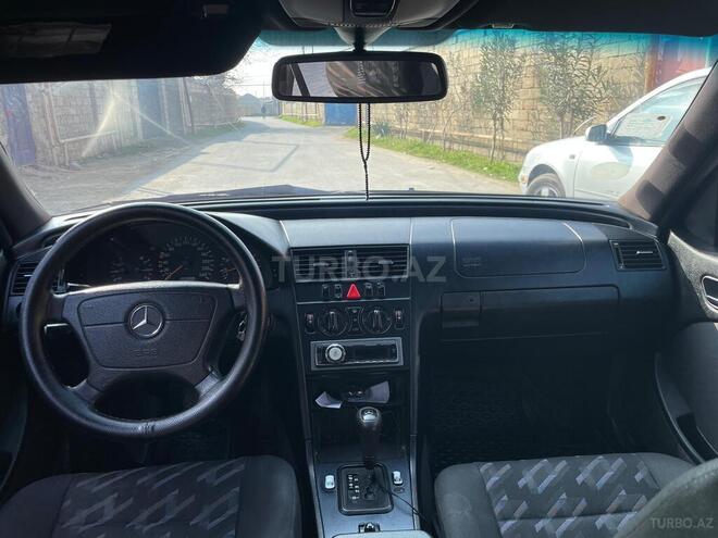 Mercedes C 200 2000, 561,000 km - 2.0 l - Bakı