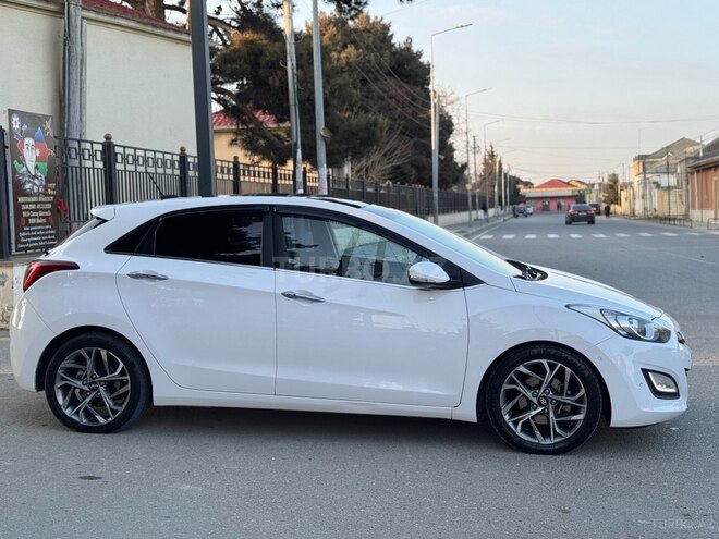 Hyundai i30 2013, 240,000 km - 1.6 л - Bakı