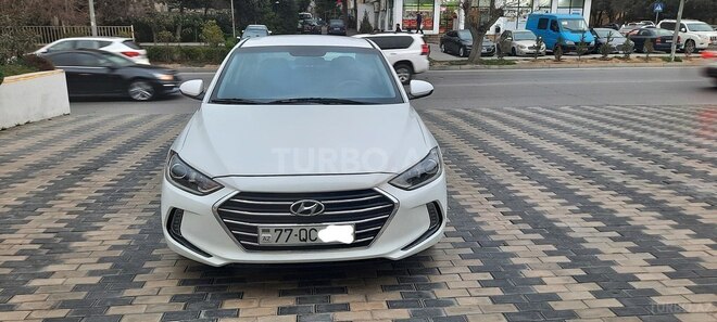 Hyundai Elantra 2018, 89,000 km - 2.0 l - Bakı