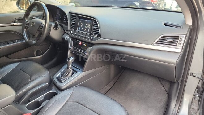Hyundai Elantra 2016, 102,000 km - 2.0 l - Bakı