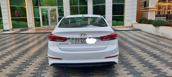 Hyundai Elantra 2018, 89,000 km - 2.0 l - Bakı