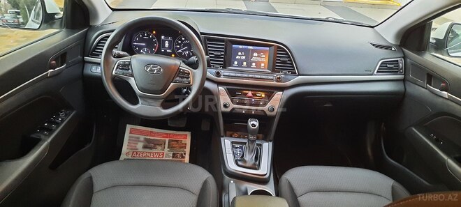 Hyundai Elantra 2018, 89,000 km - 2.0 l - Bakı