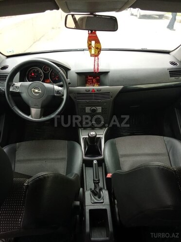 Opel Astra-7