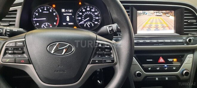 Hyundai Elantra 2018, 89,000 km - 2.0 l - Bakı