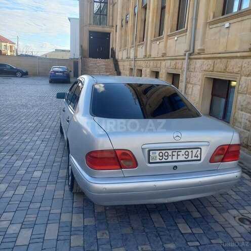 Mercedes E 240 1998, 385,000 km - 2.4 l - Bakı