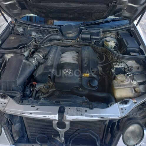 Mercedes E 240 1998, 385,000 km - 2.4 l - Bakı