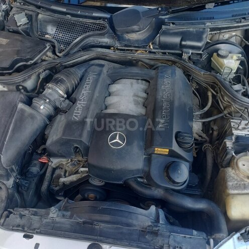 Mercedes E 240 1998, 385,000 km - 2.4 l - Bakı