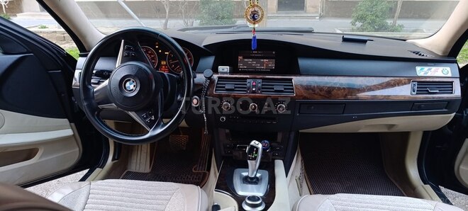 BMW 528 2007, 328,000 km - 3.0 l - Bakı