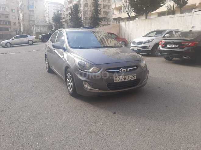 Hyundai Accent 2014, 135,000 km - 1.6 l - Bakı