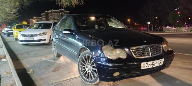 Mercedes C 200 2000, 400,000 km - 2.0 л - Naxçıvan
