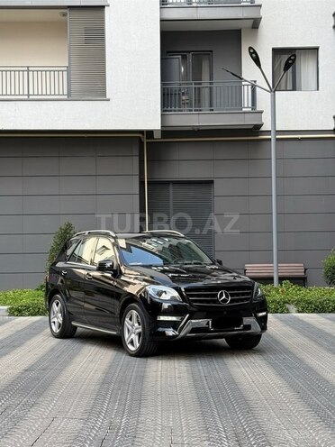 Mercedes ML 400 4MATIC 2014, 128,000 km - 3.0 л - Bakı