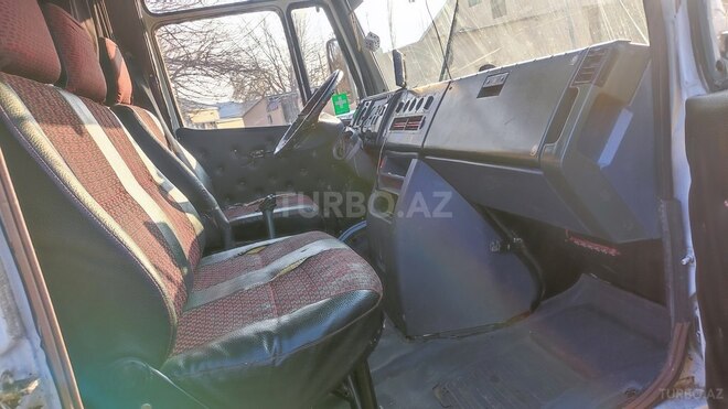 Mercedes Vario 1999, 999,900 km - 4.3 л - Ağstafa