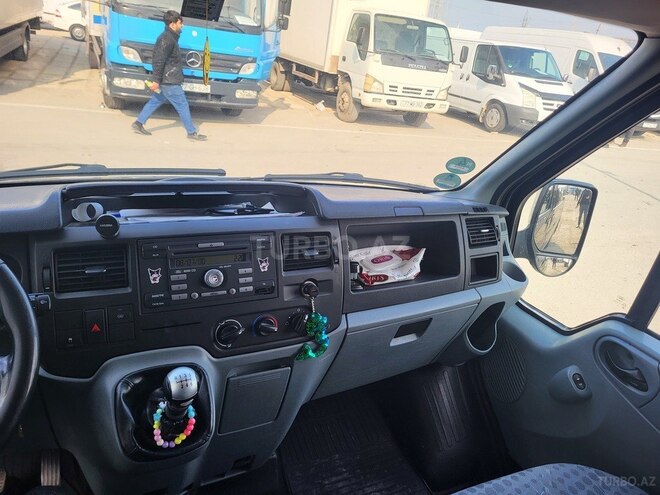 Ford Transit 2009, 230,000 km - 2.2 l - Bakı