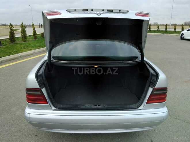 Mercedes E 200 1999, 385,000 km - 2.0 l - Neftçala