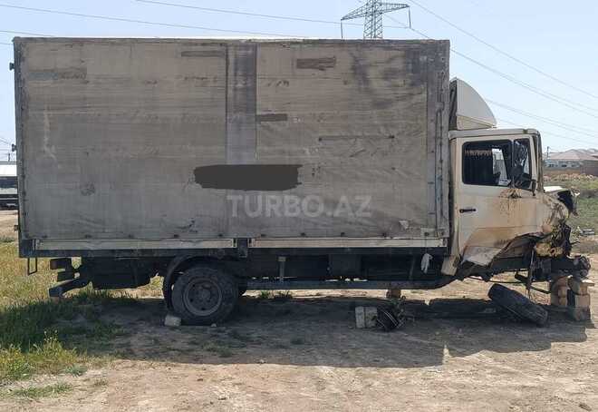 Mercedes Vario 2000, 250,000 km - 4.3 l - Bakı
