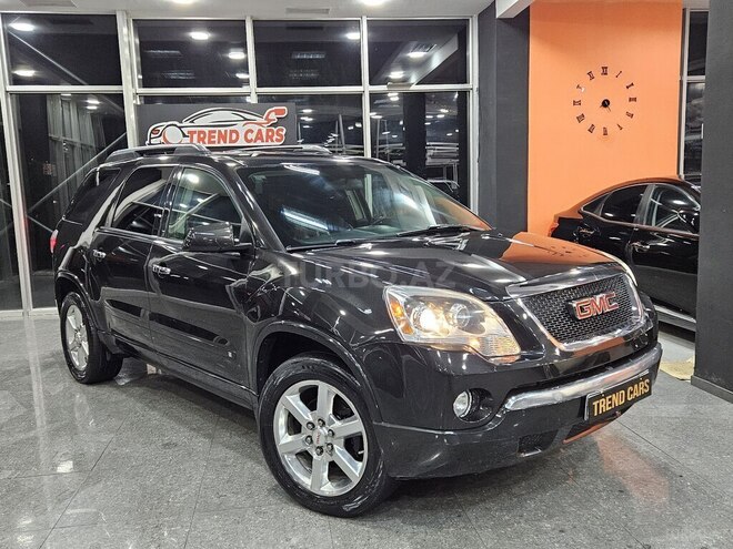 GMC Acadia-2