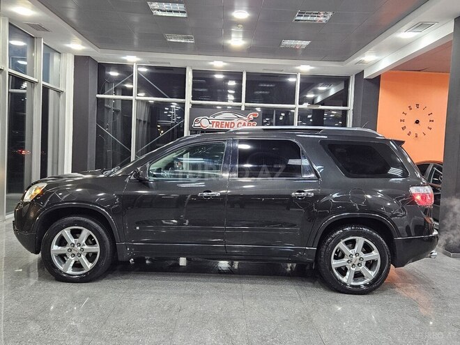 GMC Acadia-4