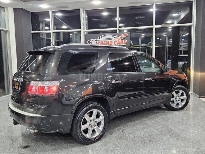 GMC Acadia-6