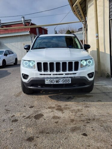 Jeep Compass 2011, 304,000 km - 2.4 l - Bakı