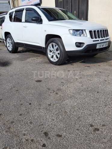 Jeep Compass 2011, 304,000 km - 2.4 l - Bakı