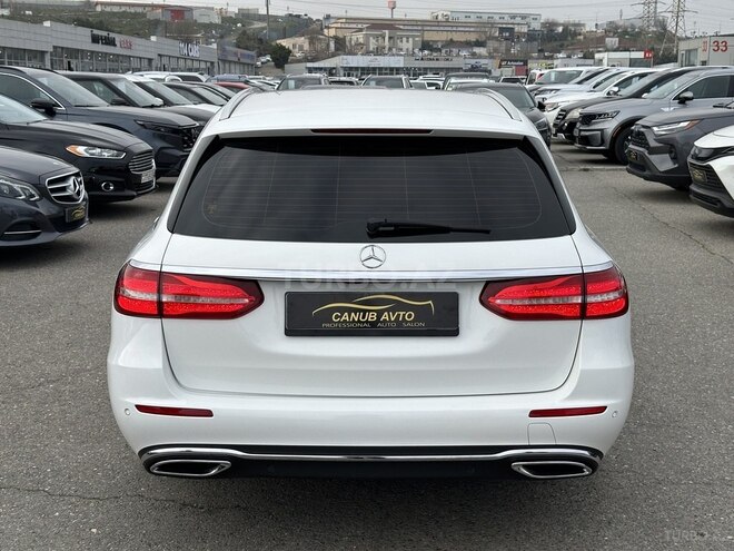 Mercedes E 200 d 2017, 184,600 km - 2.0 l - Bakı