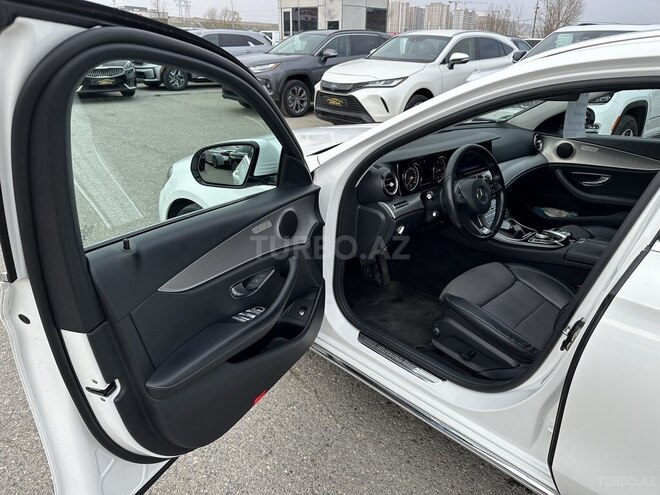 Mercedes E 200 d 2017, 184,600 km - 2.0 l - Bakı