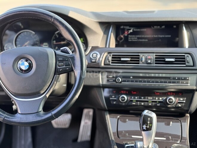 BMW 520 2015, 210,000 km - 2.0 l - Bakı