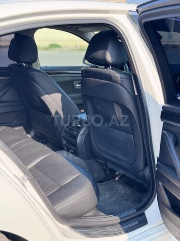 BMW 520 2015, 210,000 km - 2.0 l - Bakı
