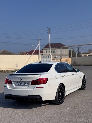 BMW 520 2015, 210,000 km - 2.0 l - Bakı