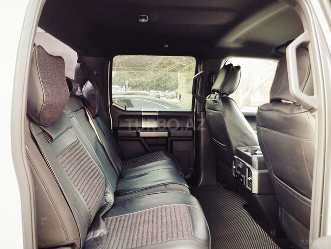 Ford F-150-10