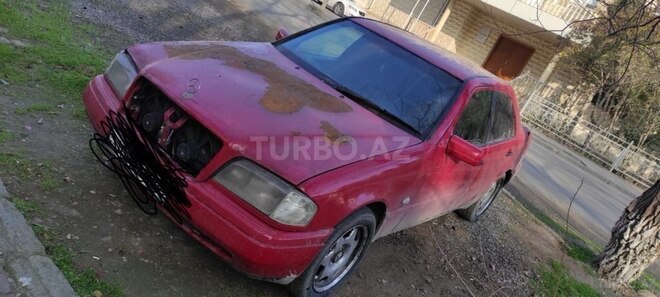 Mercedes C 180 1995, 440,000 km - 1.8 l - Sumqayıt