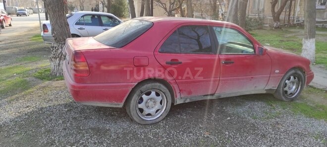 Mercedes C 180 1995, 440,000 km - 1.8 l - Sumqayıt