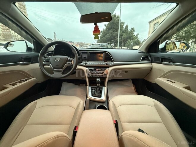Hyundai Elantra 2017, 59,900 km - 2.0 l - Bakı