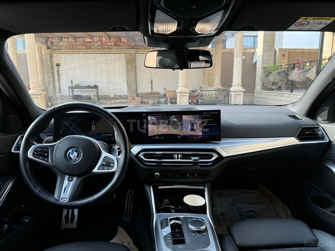 BMW 320e-4