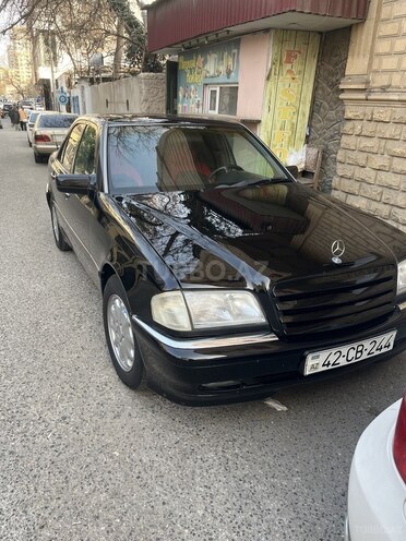 Mercedes C 230 1998, 293,000 km - 2.3 l - Bakı