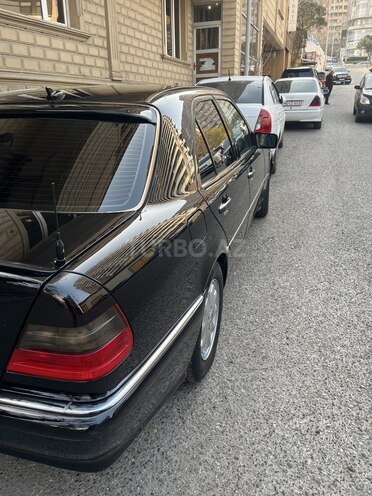 Mercedes C 230 1998, 293,000 km - 2.3 l - Bakı