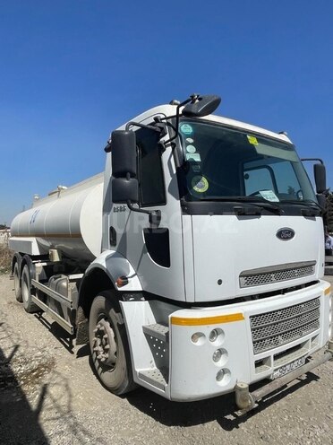 Ford Cargo 2013, 201,000 km - 7.5 л - Bakı
