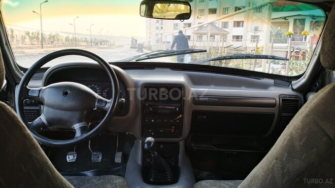 GAZ 3110 2001, 130,000 km - 2.4 л - Bakı