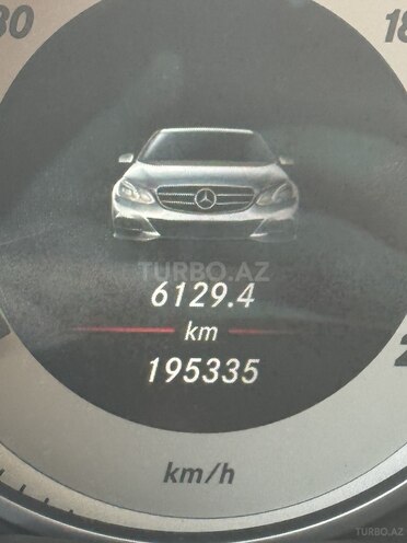 Mercedes E 250 4MATIC 2015, 195,000 km - 2.2 л - Bakı