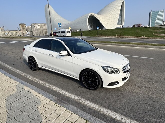 Mercedes E 250 4MATIC 2015, 195,000 km - 2.2 л - Bakı
