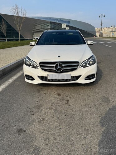 Mercedes E 250 4MATIC 2015, 195,000 km - 2.2 л - Bakı