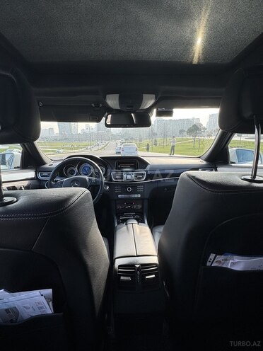 Mercedes E 250 4MATIC 2015, 195,000 km - 2.2 л - Bakı
