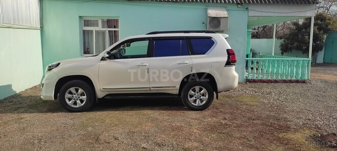 Toyota Land Cruiser Prado 2010, 171,000 km - 2.7 л - Qazax