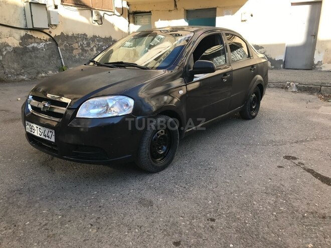 Chevrolet Aveo-3