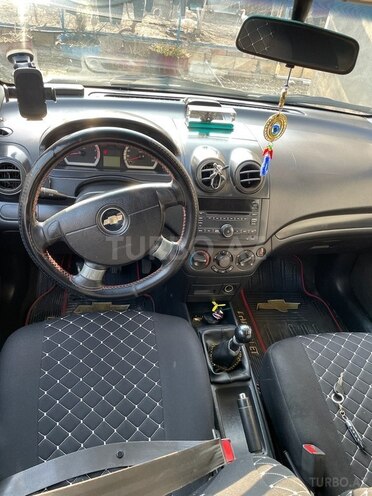 Chevrolet Aveo-6