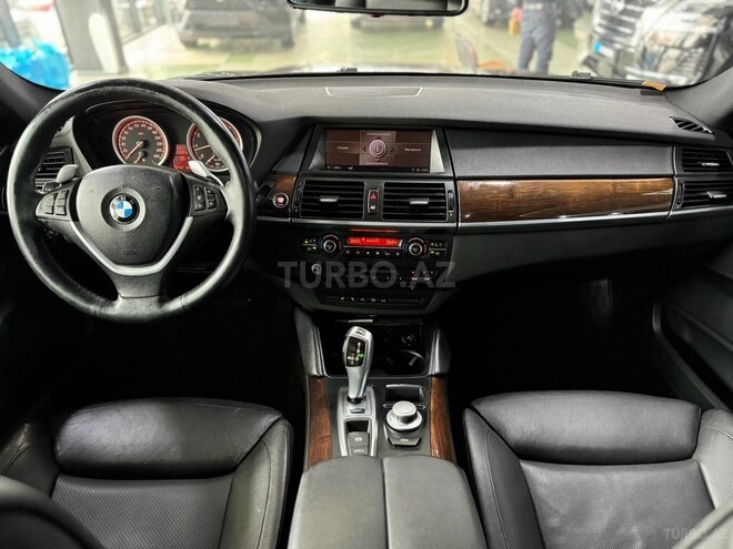 BMW X6-9